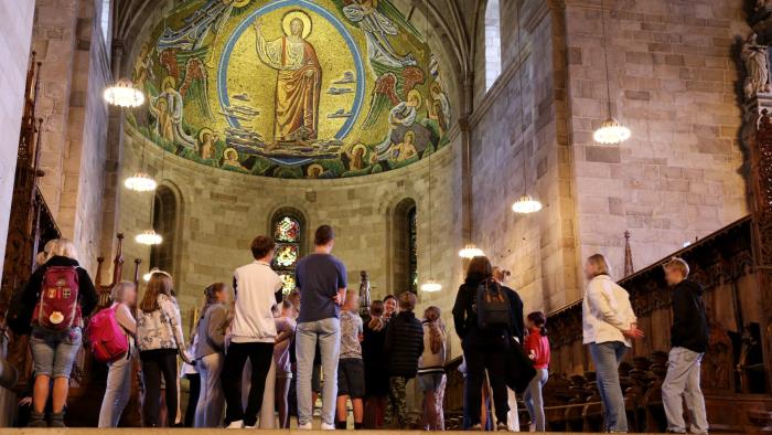 Guidning i Lunds domkyrka av guide Melissa