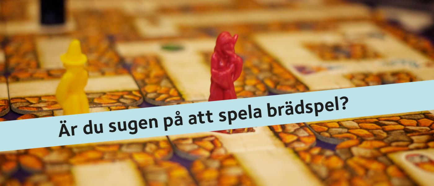 Spelplan med spelpjäser