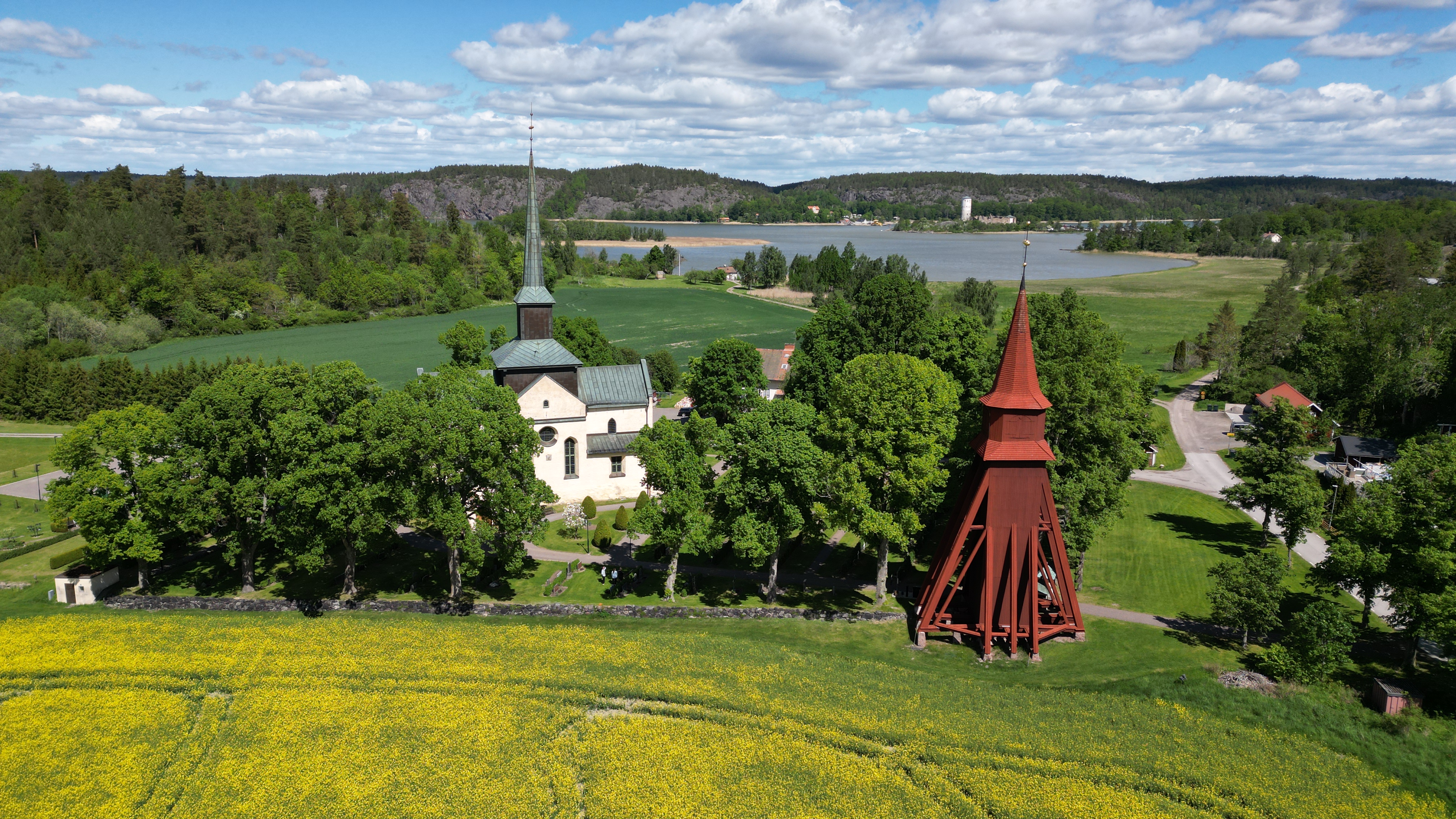 Skällviks kyrka