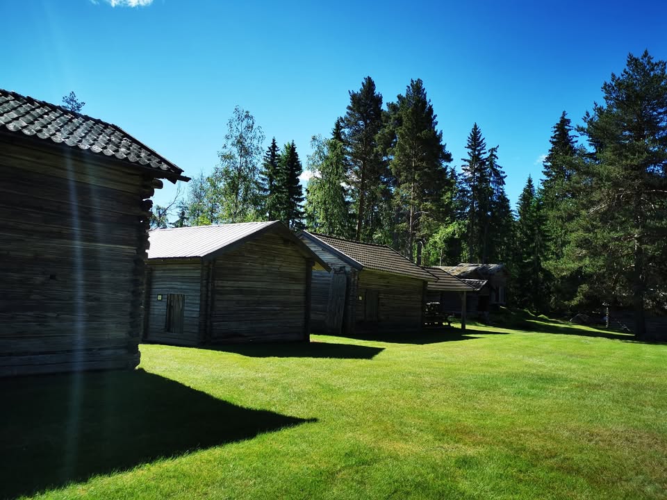 Stugor vid Järna hembygdsgård