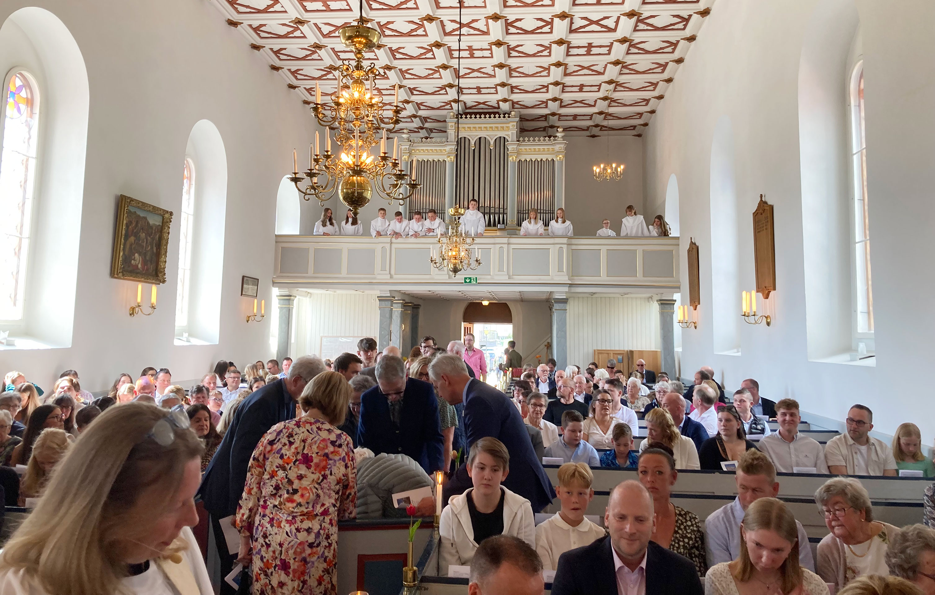 Inför konfirmation i Lövestad kyrka 2025