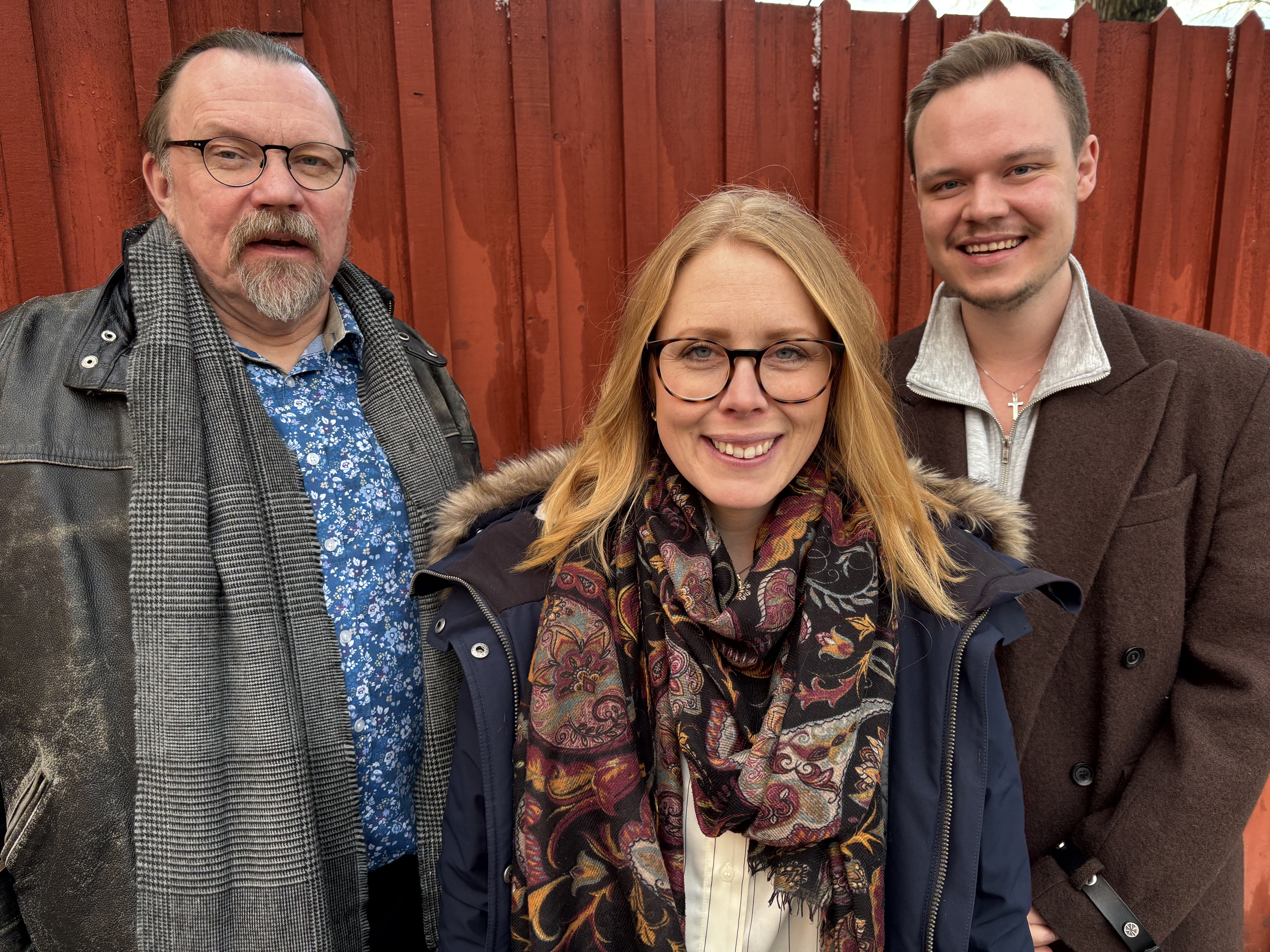  Tomas Johnsson, Camilla Brunnsberg och Mäcs Martin Mård vigs till präster och diakon