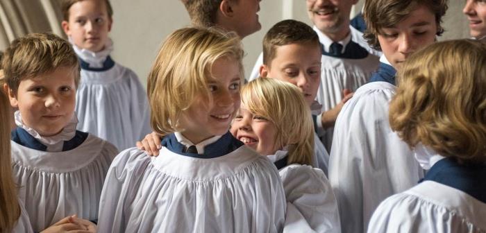 Boken killar i kör ska bidra till att skapa körmiljöer där pojkar, tonåringar och unga vuxna män kan finna sin plats.