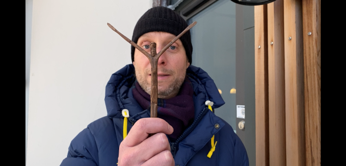 – Jag har insett att vi måste tala mer om korset, säger biskop Mikael Mogren.