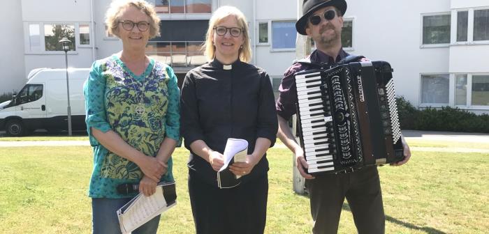 Sedan palmsöndagen 2020 har Kalmar pastorat, som så många andra, hittat många nya sätt att bjuda in till församlingsliv och fira gudstjänst. Här kan du läsa om en del av dem!