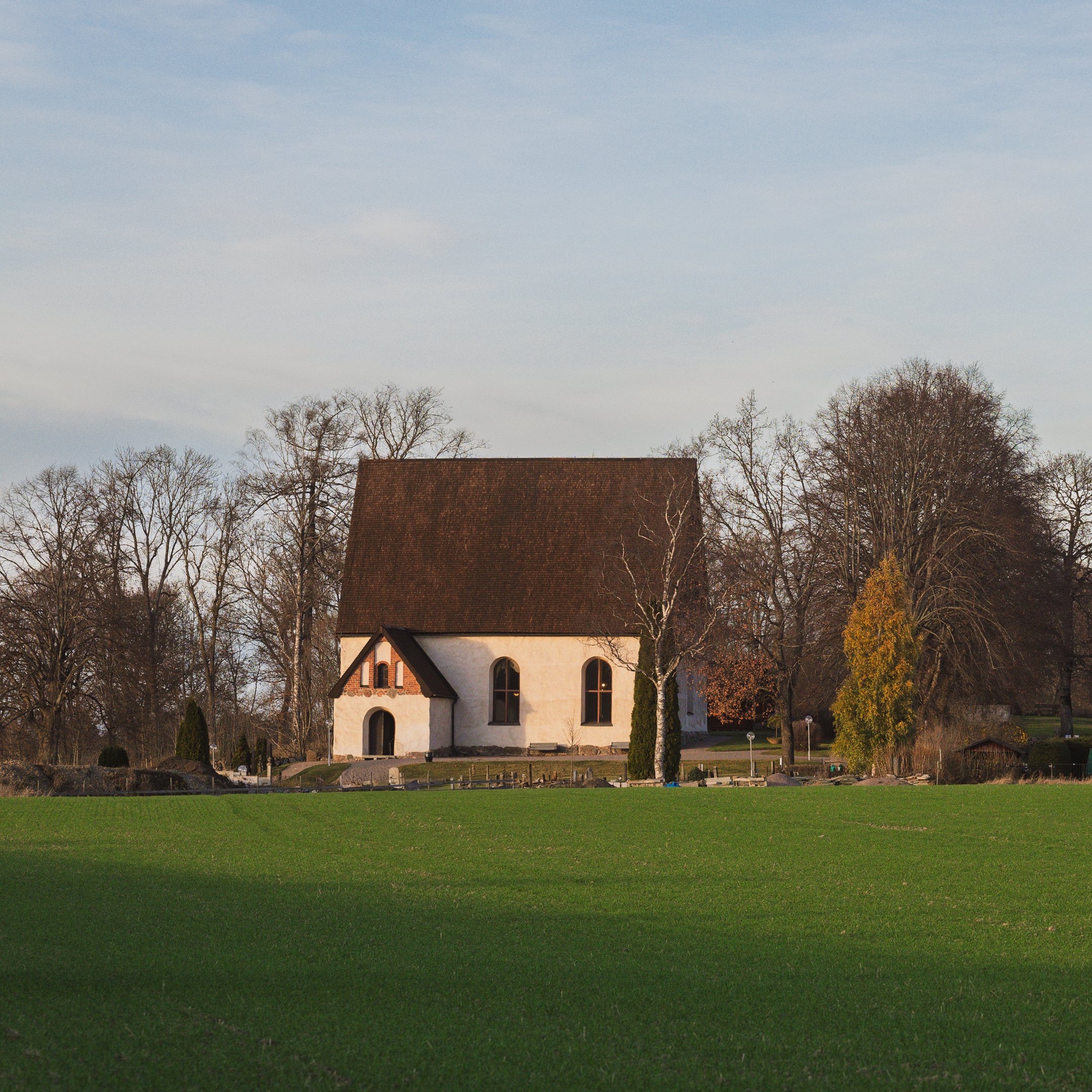 S:t Stefans kyrka i solnedgång