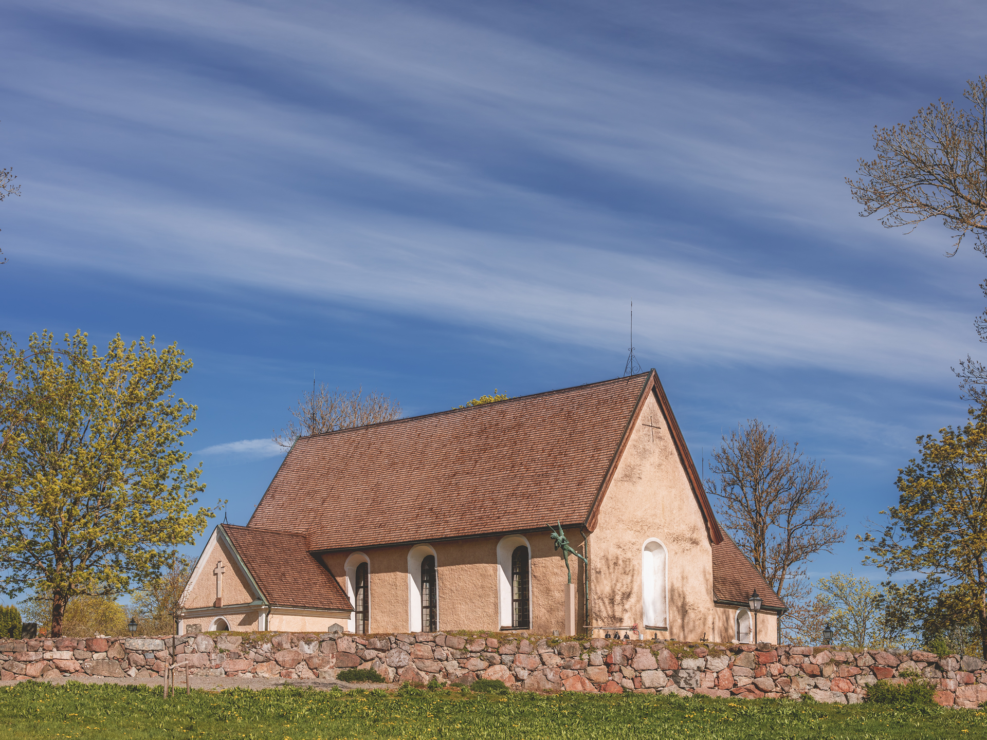 Lagga kyrka maj 2026