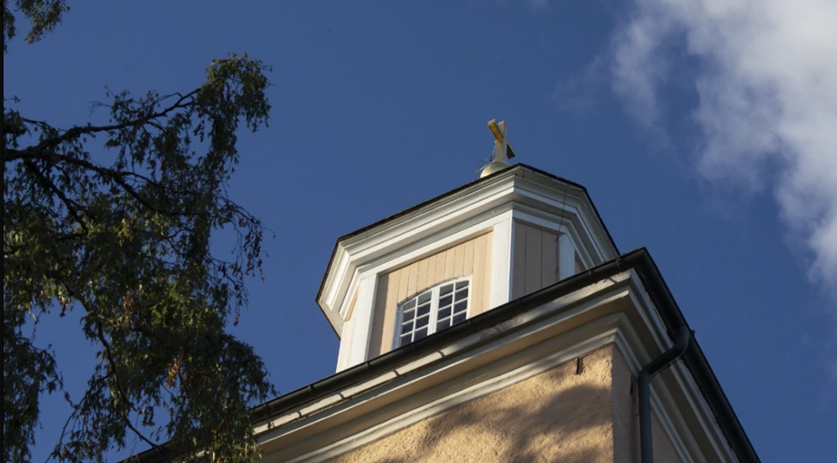 Kumla kyrka exteriör, torn