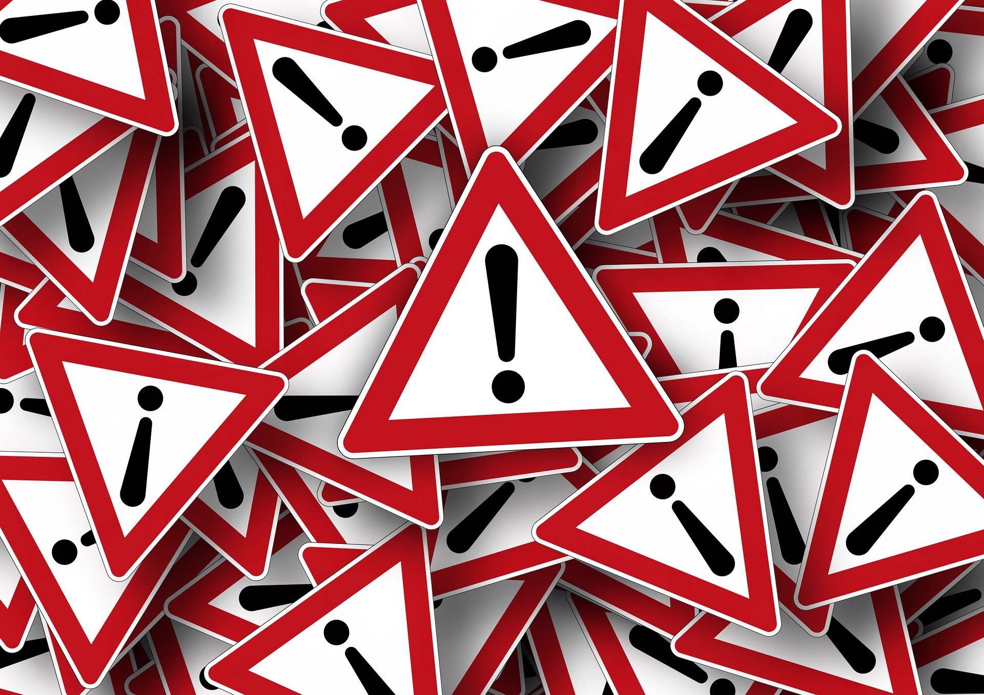 Varningsskylt med utropstecken.