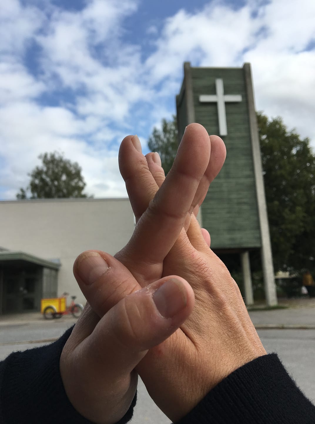 Tecknet för kyrka på teckenspråk