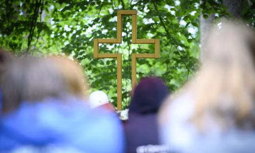 Till hösten förändrar Svenska kyrkan i Norrköping sina restriktioner gällande Coronapandemin. Konkret betyder förändringarna att det åter blir gudstjänster på söndagarna, men med ett begränsat antal deltagare utifrån kyrkorummets storlek och med restriktioner. Samma sak gäller för dop, vigslar och begravningar.