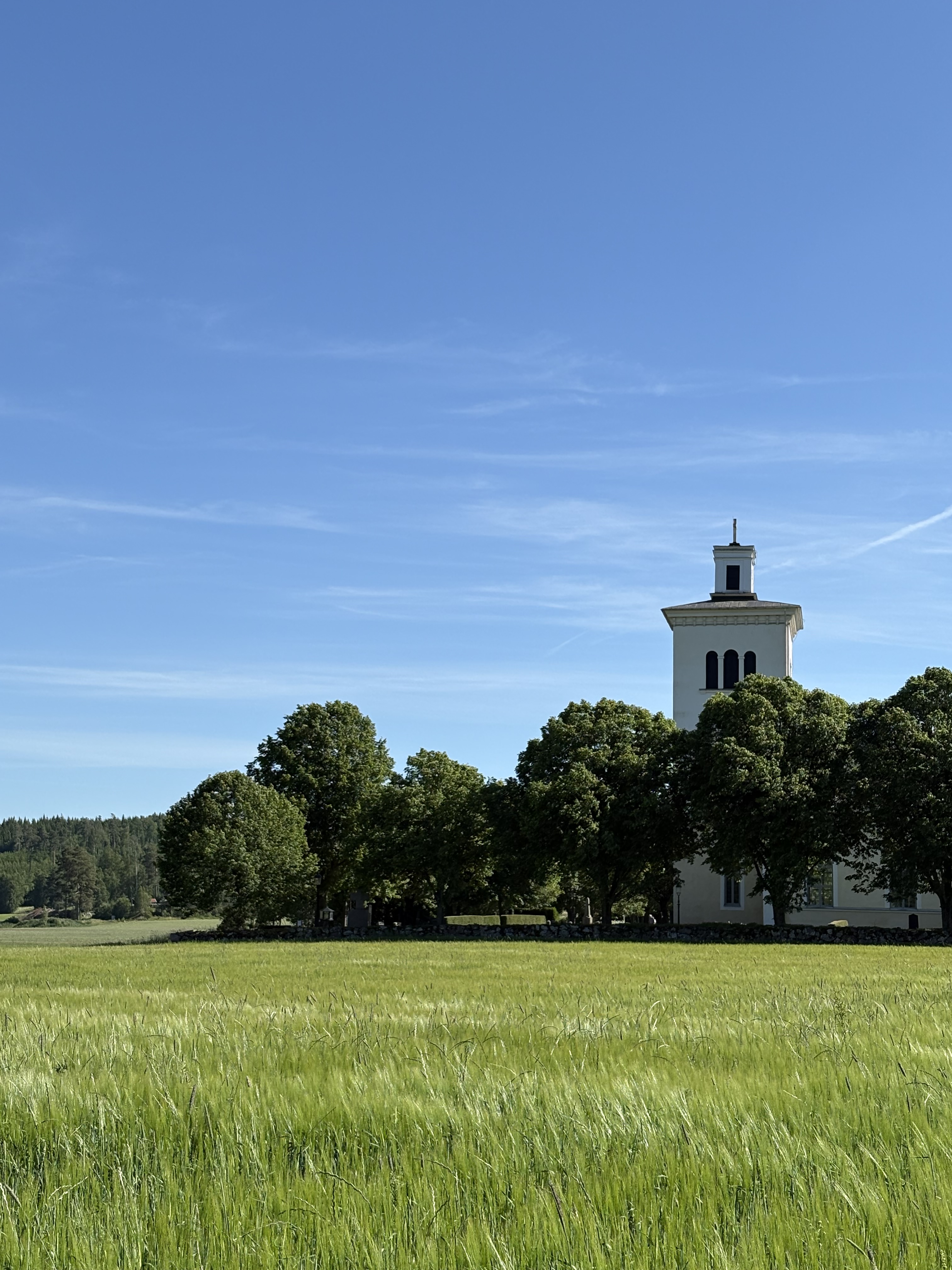 Adelöv kyrka