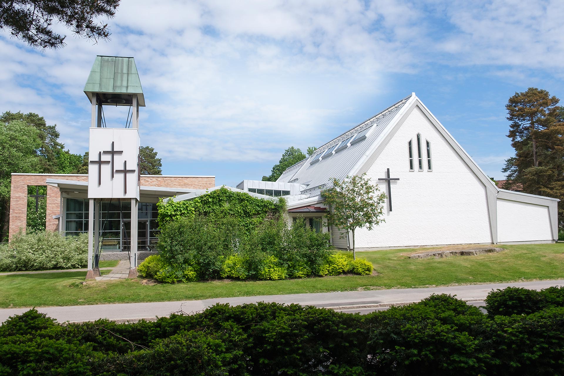 Götalundens kyrka i Trollhättan