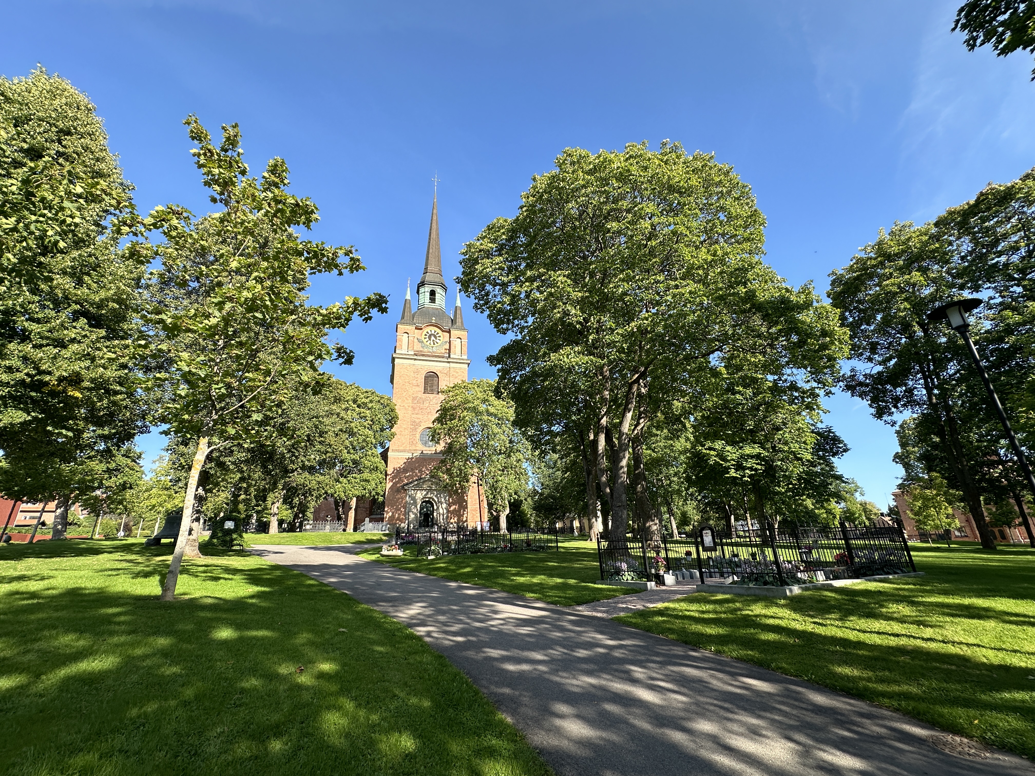 Stora Kopparbergs kyrkogård