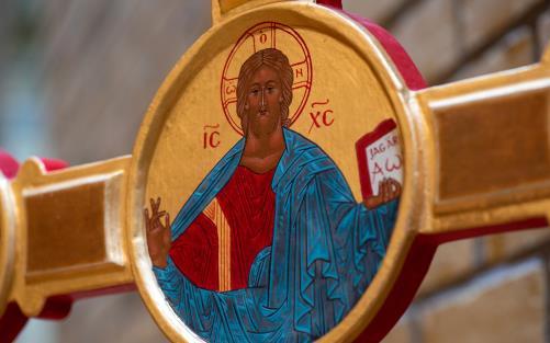 Kristusikon på ett kors. Stensjöns församling. 