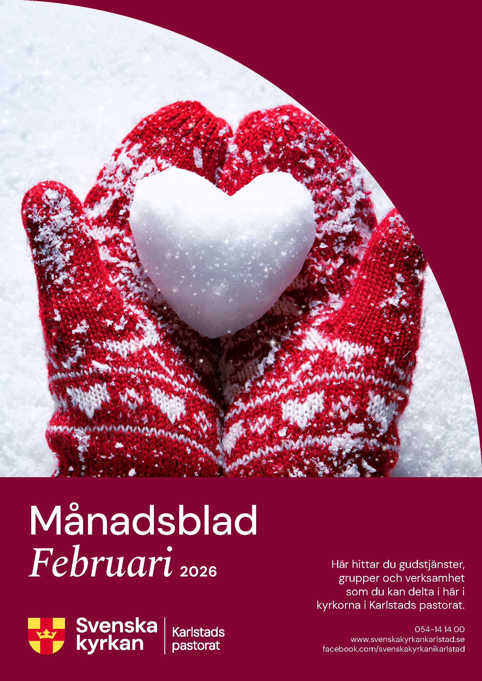 Ett par händer med röda vantar håller i ett snöhjärta. Framsida Månadsblad februari2026.