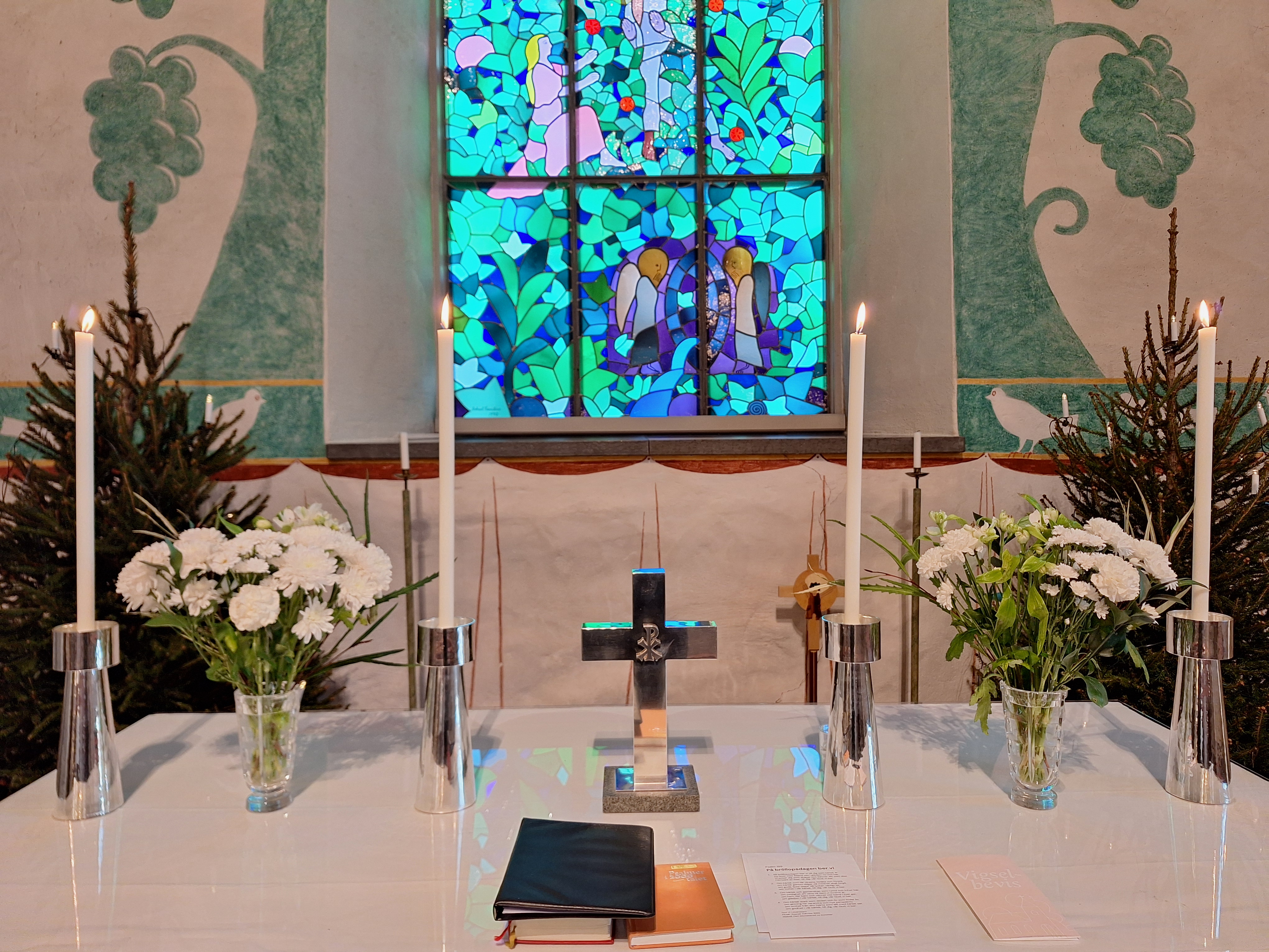 Nyårsaltare Backens kyrka