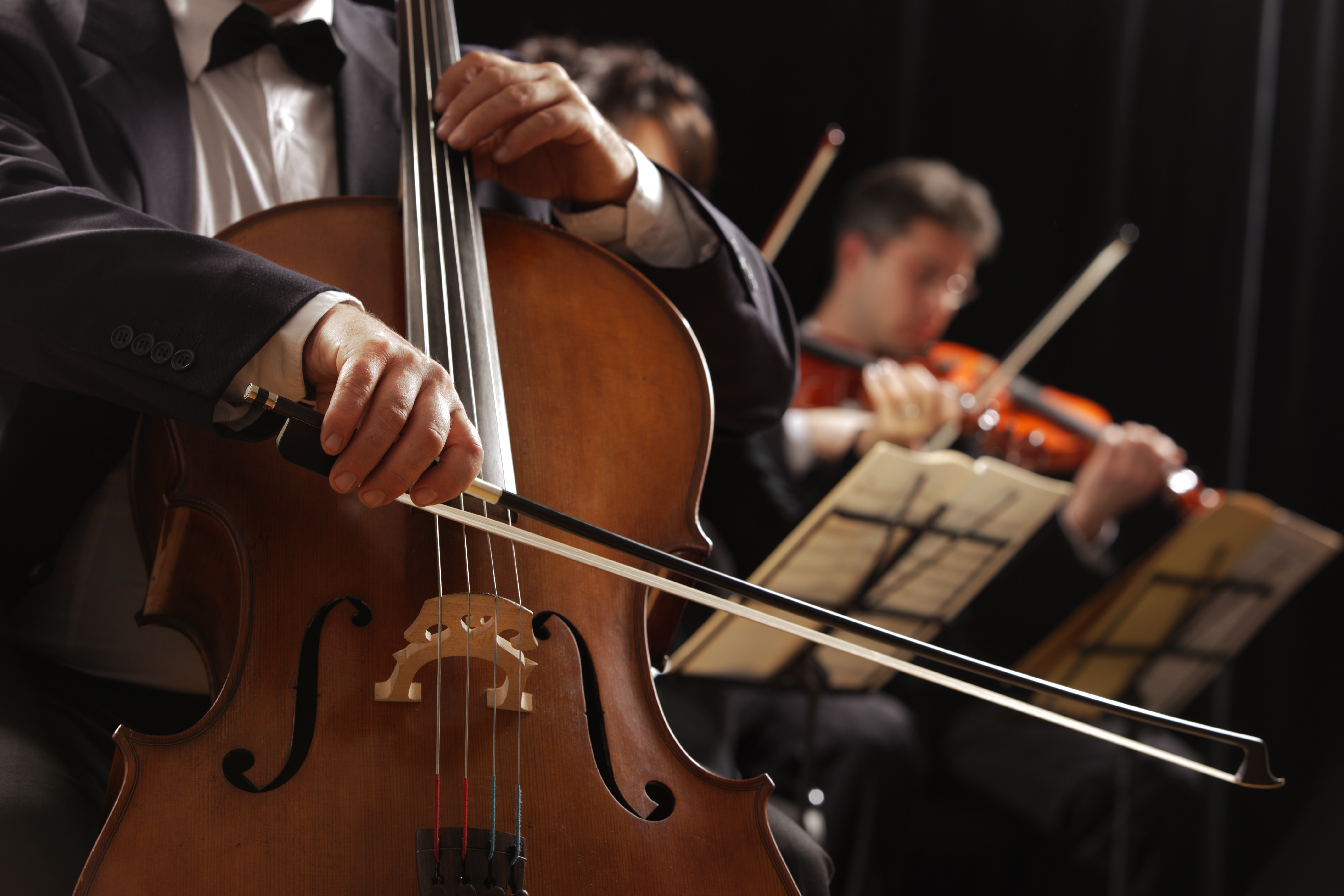 Cello och violin.