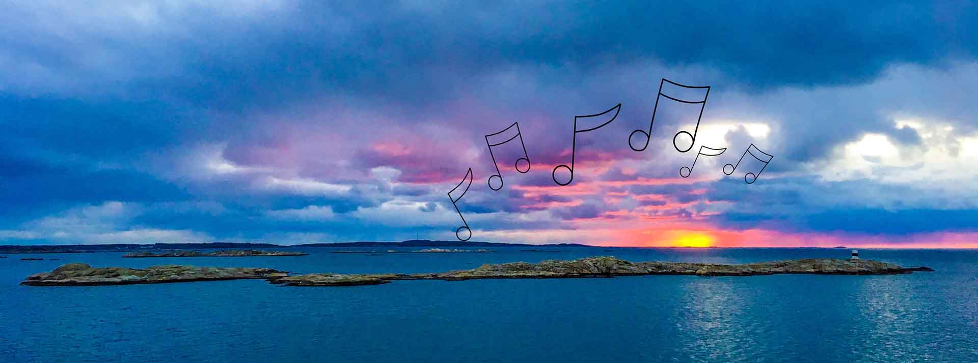 Hav med solnedgång.