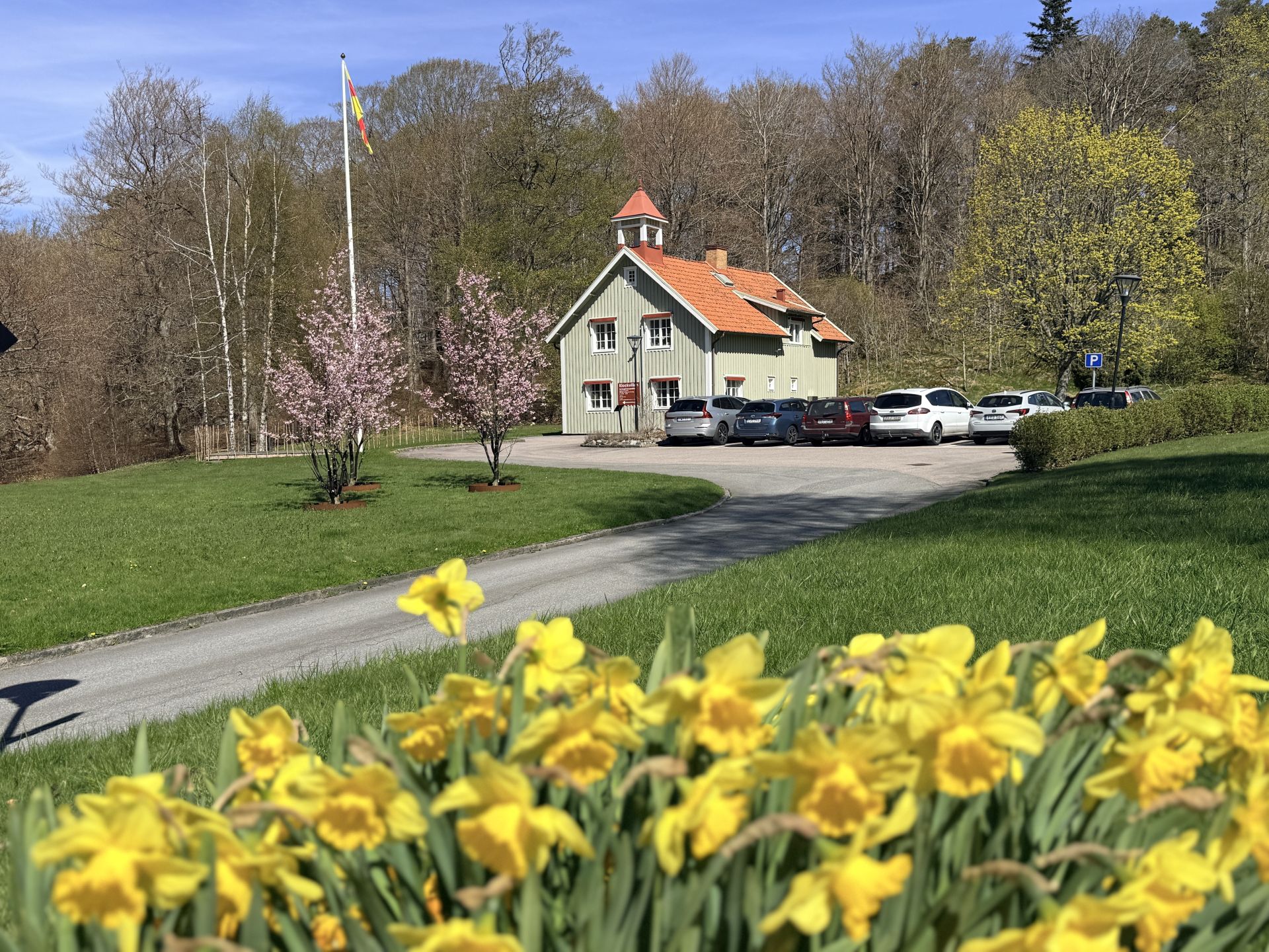 Klockvillan är kyrkogårdsförvaltningens expeditionsbyggnad på Kvastekulla griftegård.