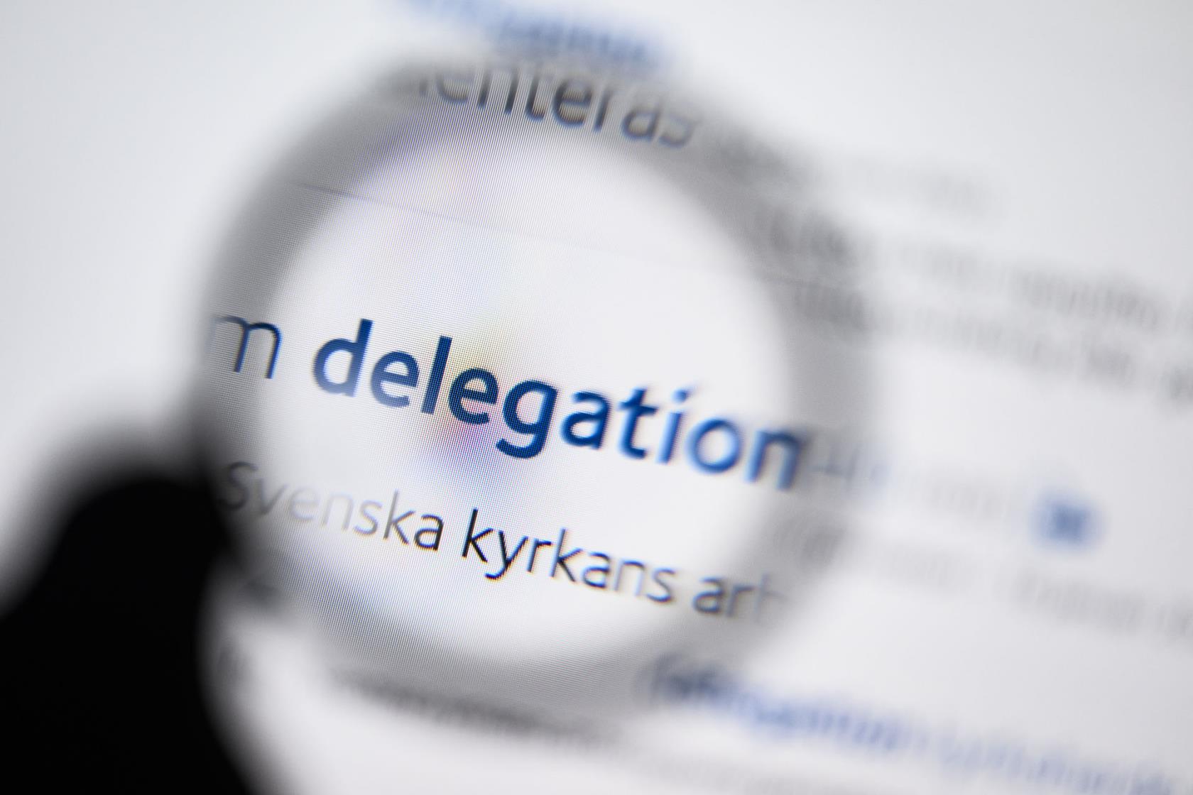 närbild på ett dokument med texten Delegation