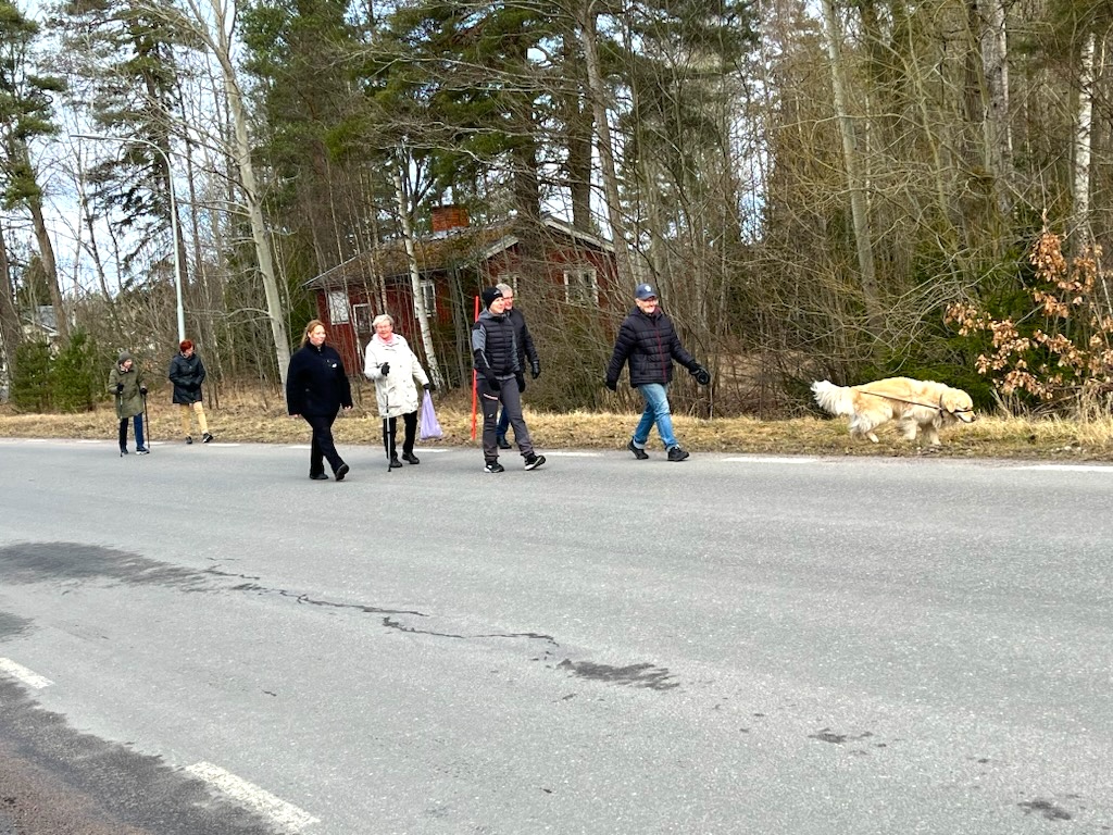Kom med på promenad