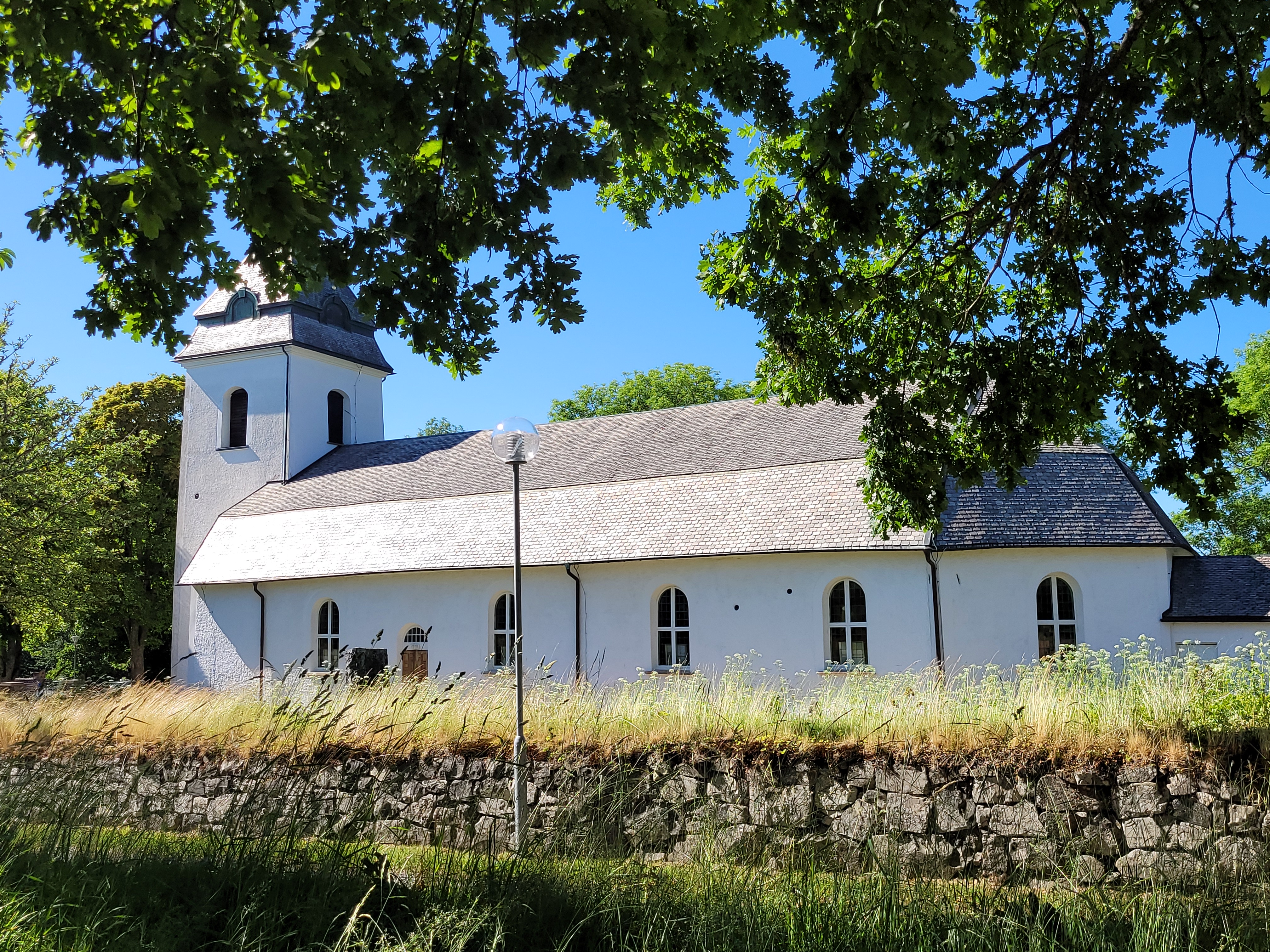Bild på Västra Tunhems kyrka
