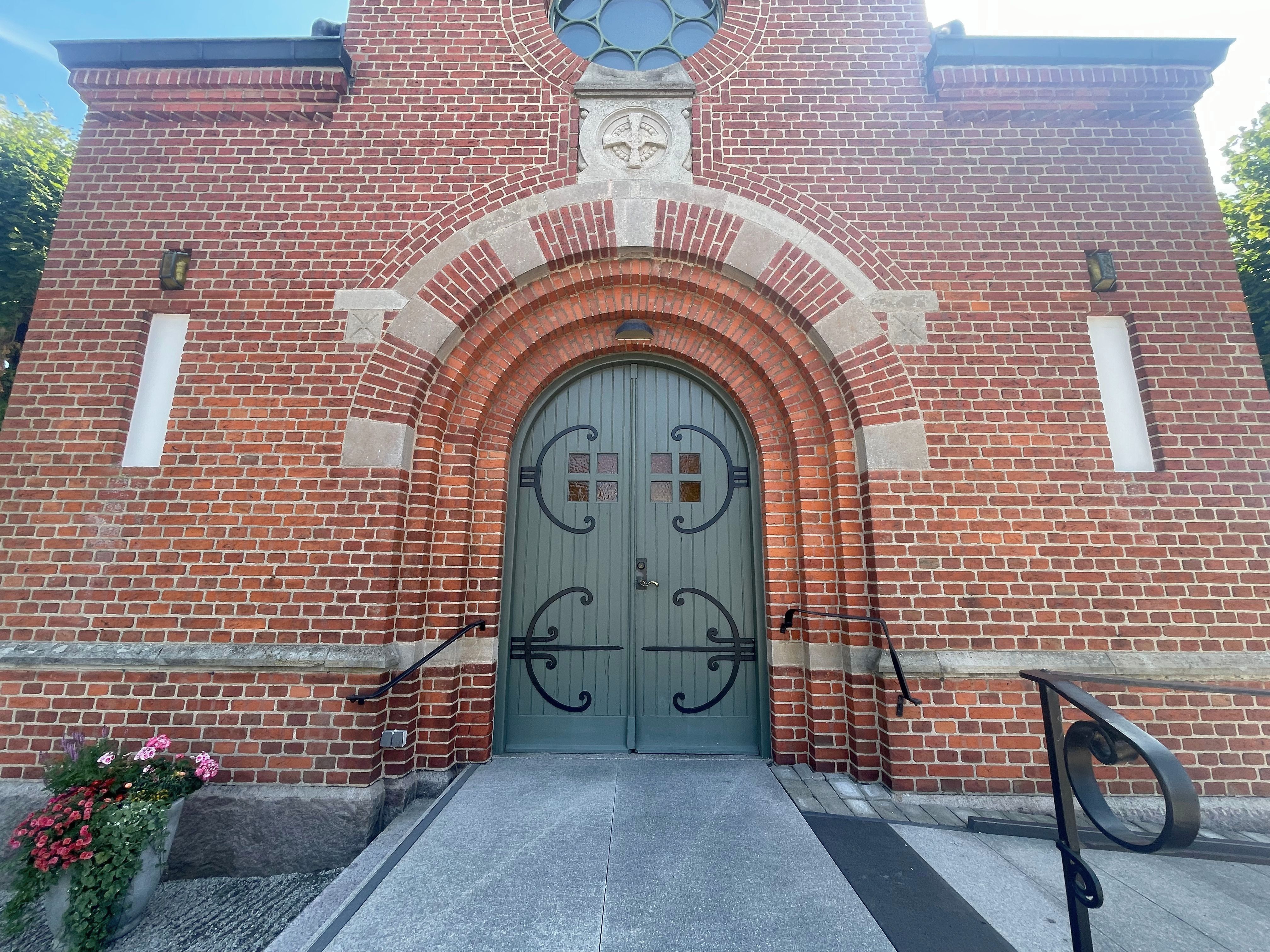 Port in till Tomelilla kyrka