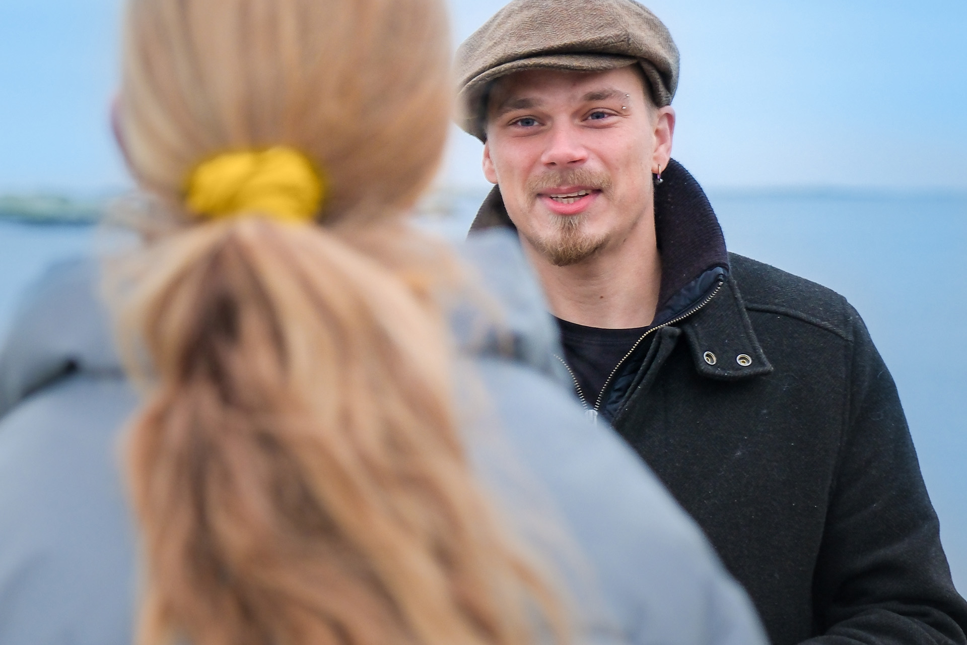 Pontus samtalar med ung person
