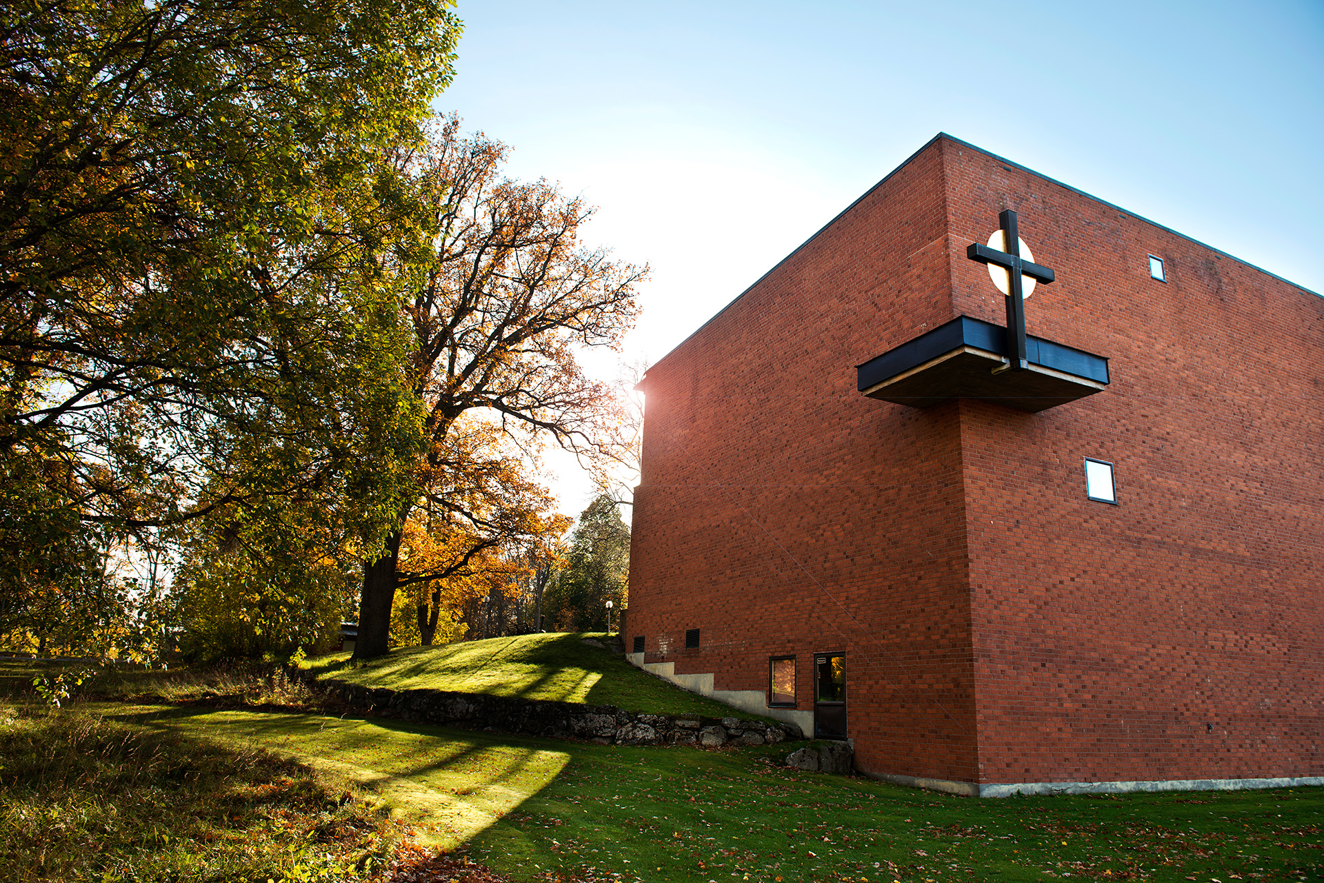 Bilden föreställer Adolfsbergs kyrka