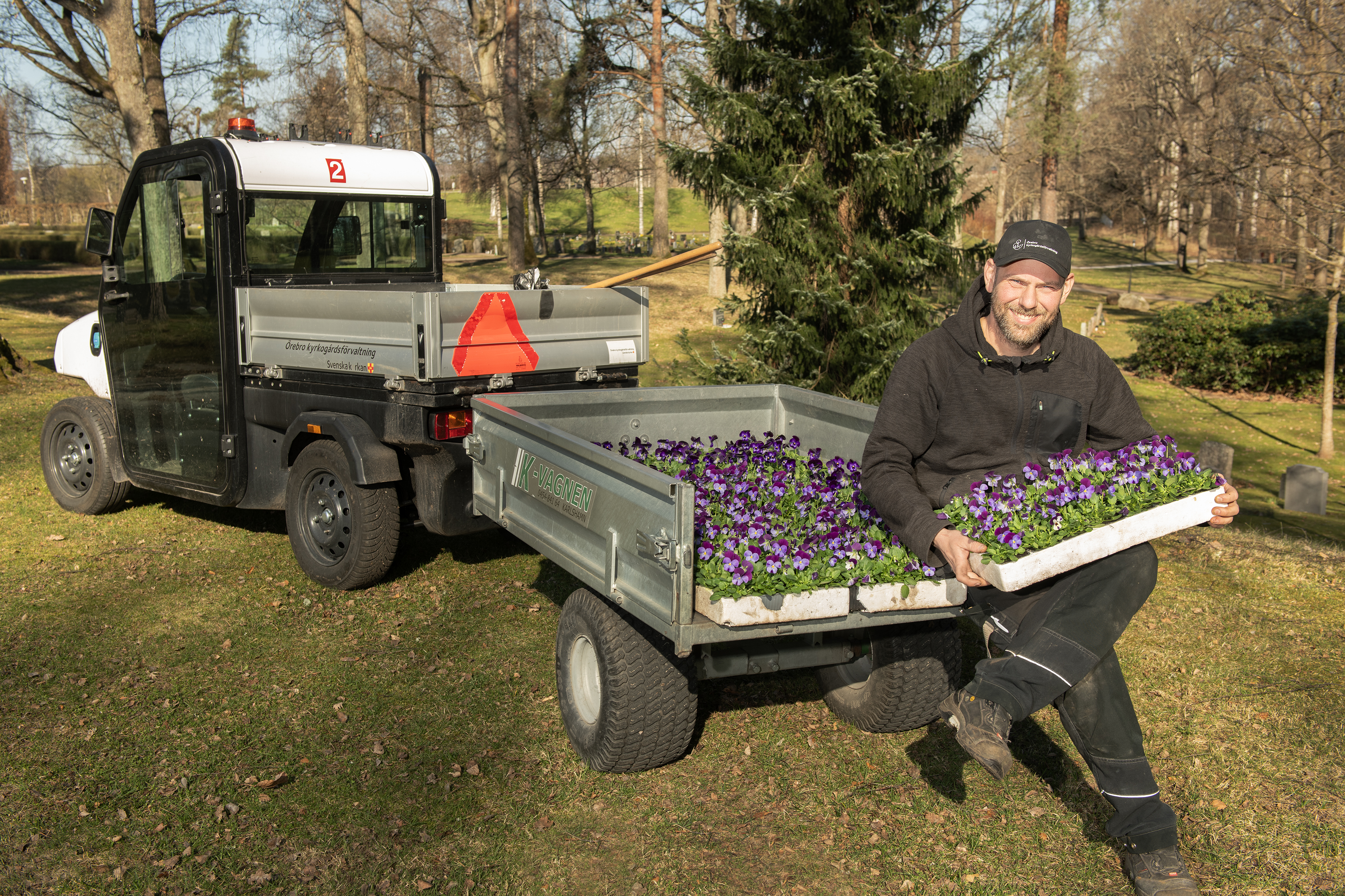 Jon Loo, kyrkogårdsarbetare på Norra kyrkogården.