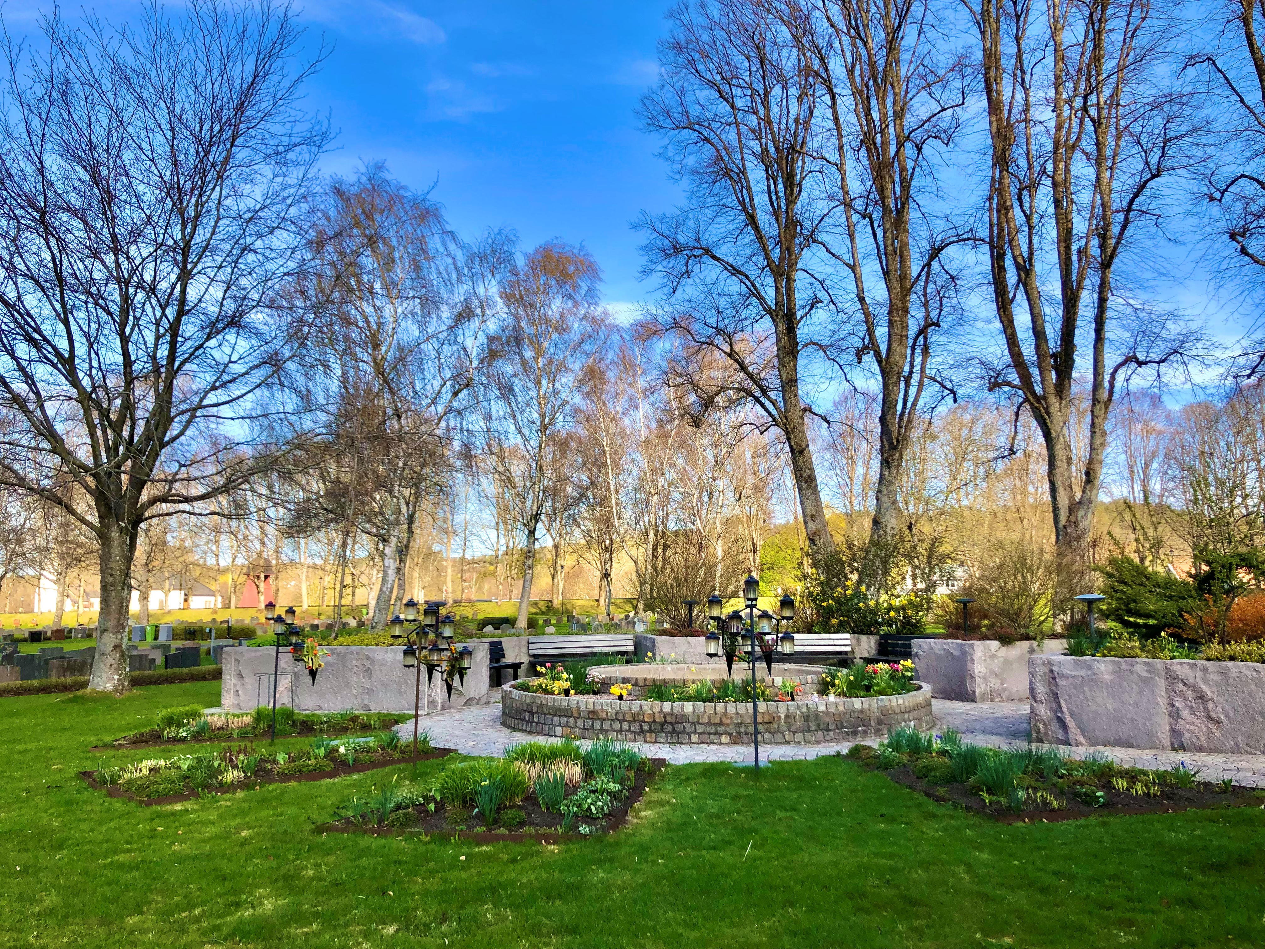 Avskedsrummet, Förvaltningsbyggnaden