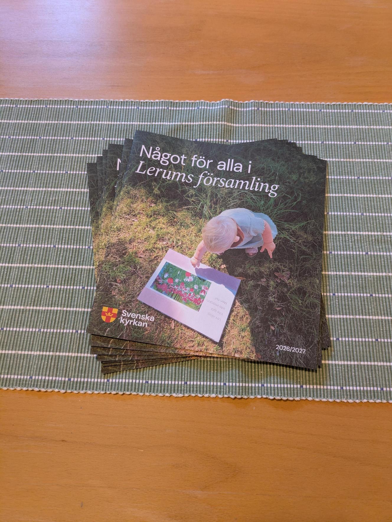Bild på broschyren "Något för alla i Lerums församling"