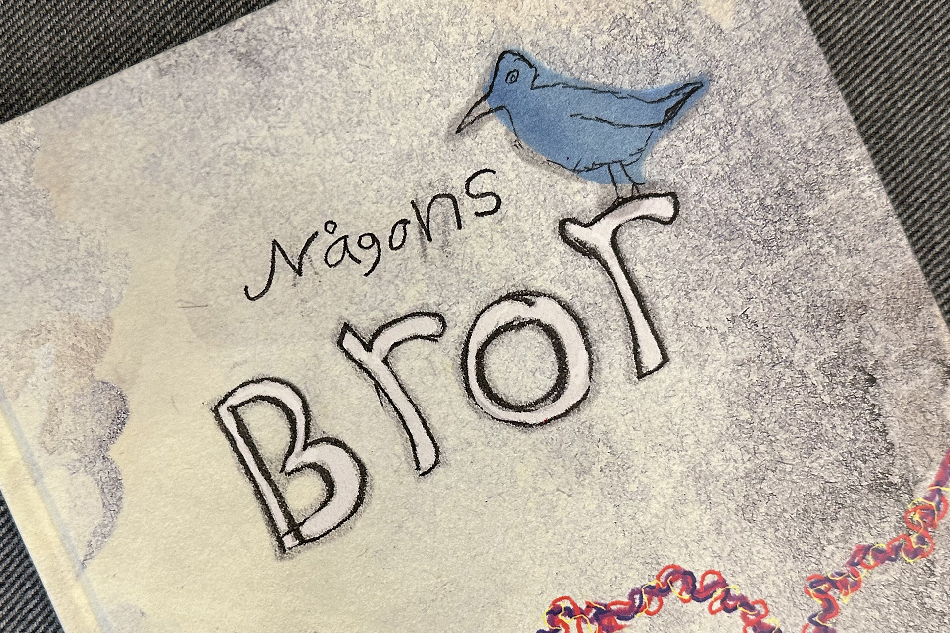 Boken Någons bror av Viveka Sjögren.