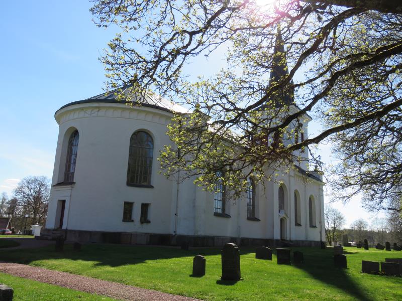 Almesåkra kyrka