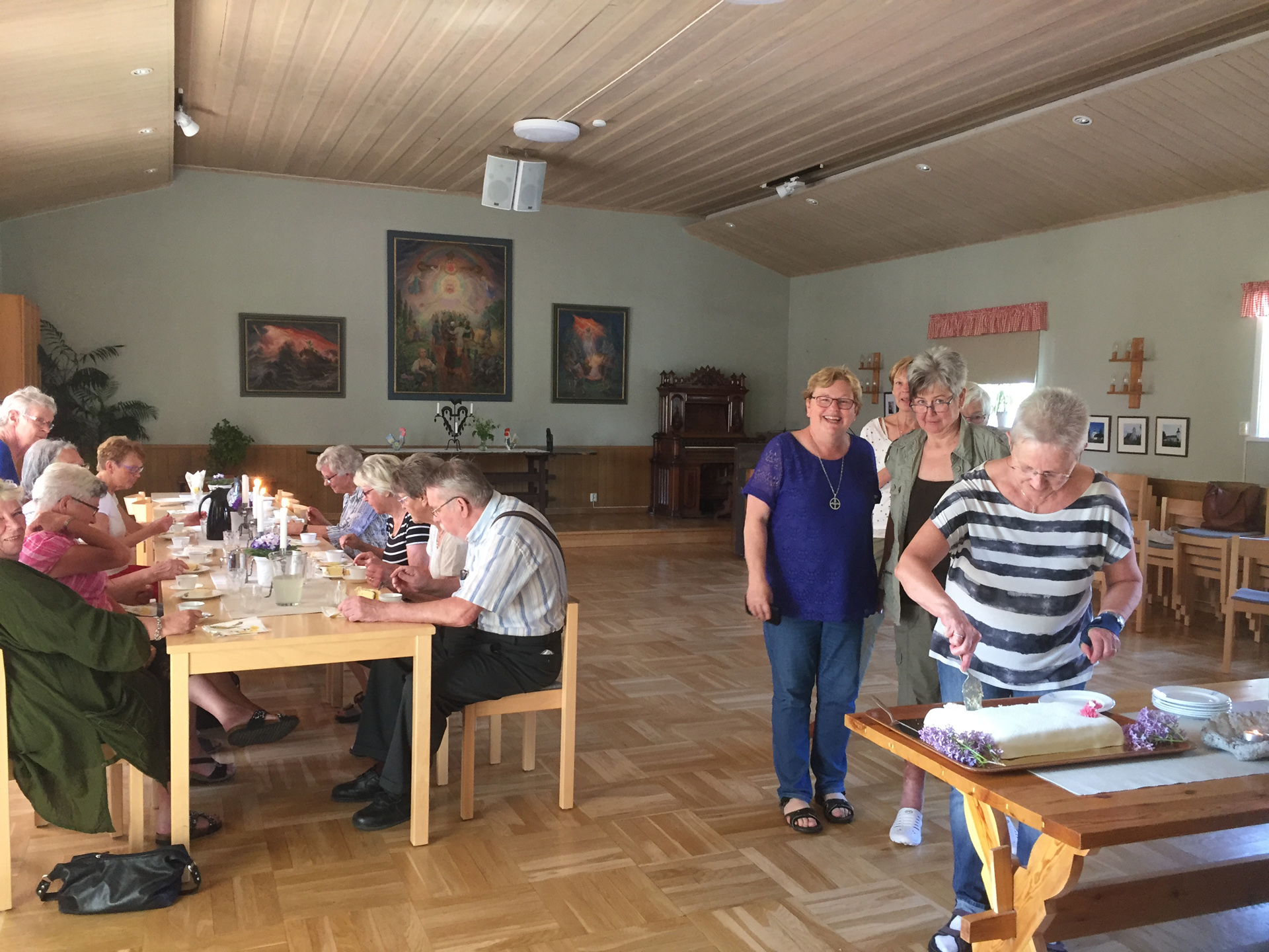 Avslutning i Floda församlingshem.