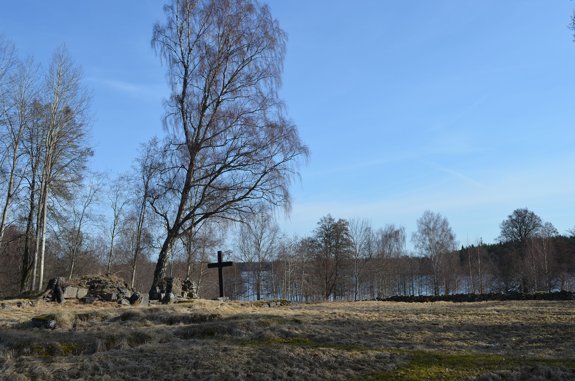 Berg gamla kyrkogård