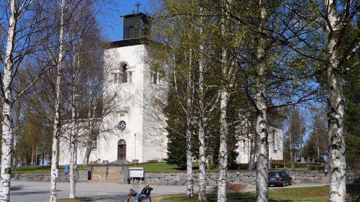 Vy mot Överluleå kyrka.