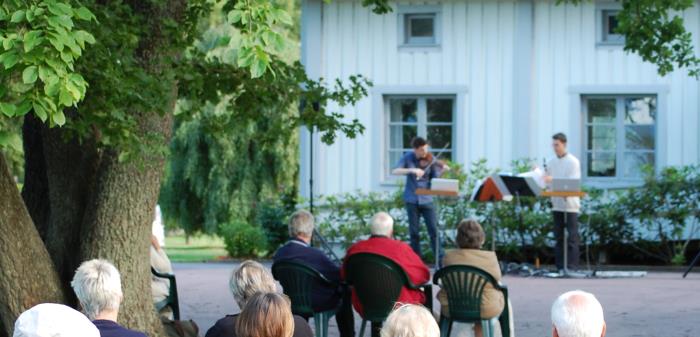 Tre torsdagar i juli kl. 19, Hammars gård / Hammarö kyrka