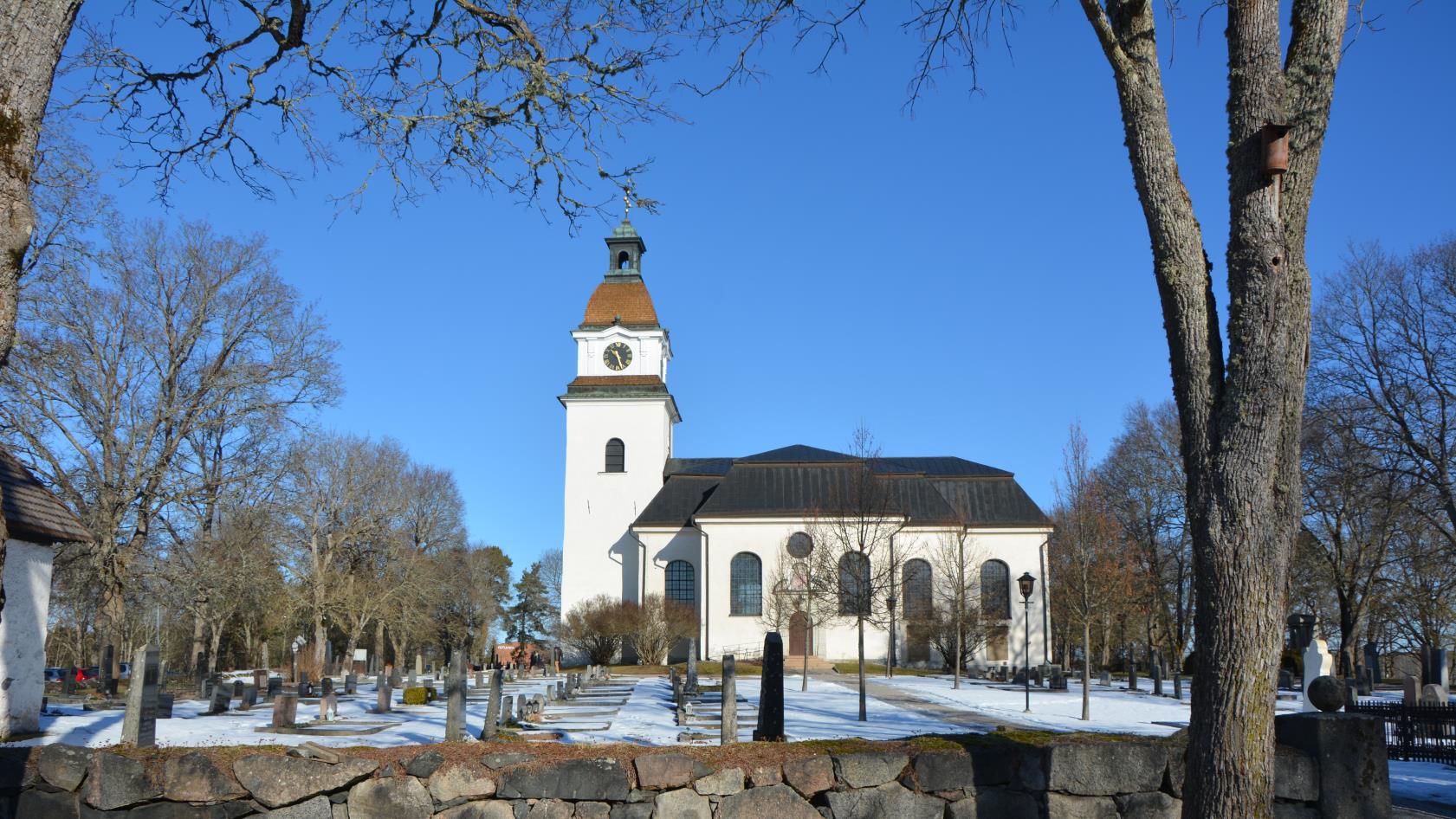 Götlunda kyrka 