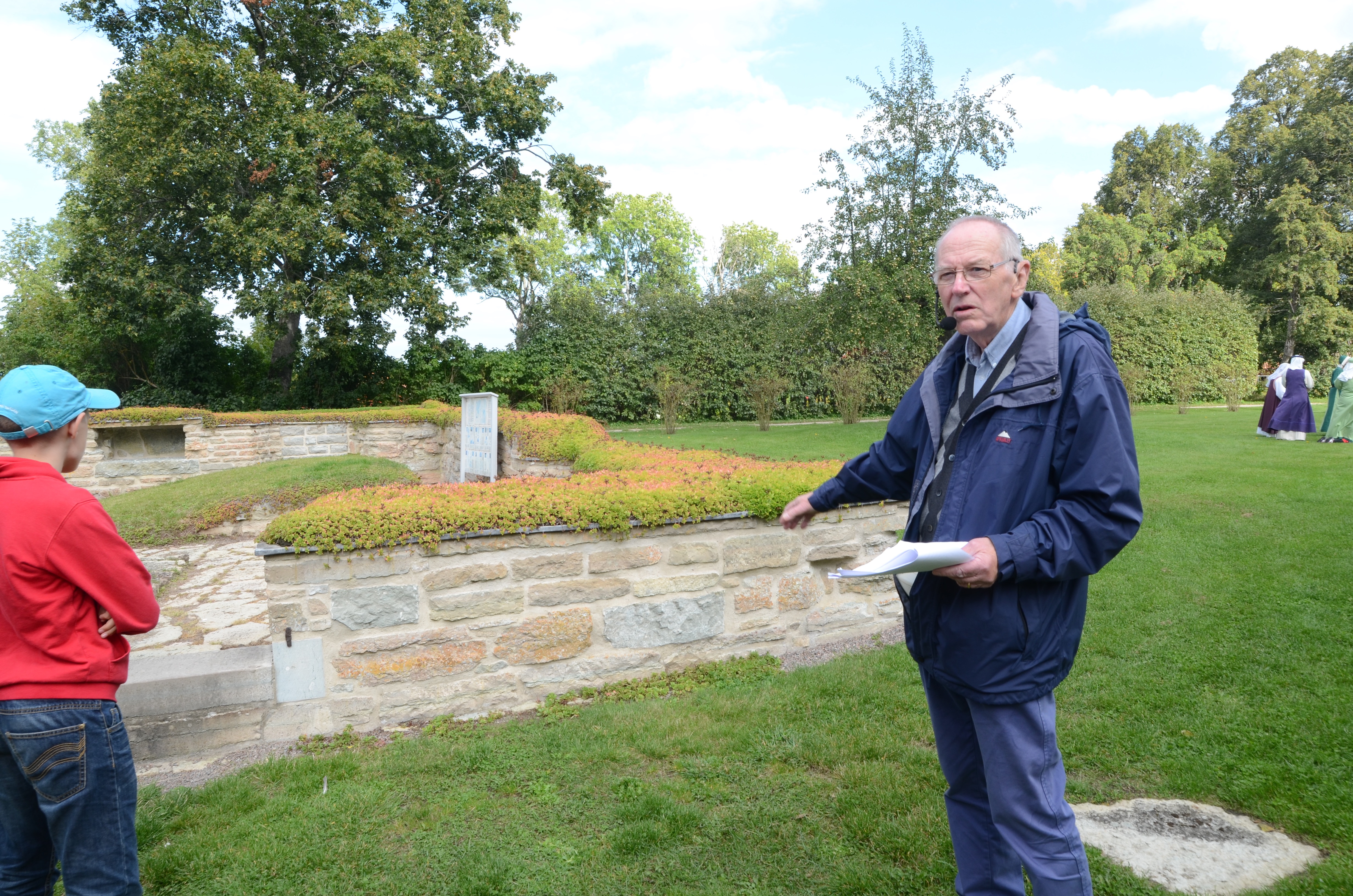 Guidning vid Vreta klosters kyrka.