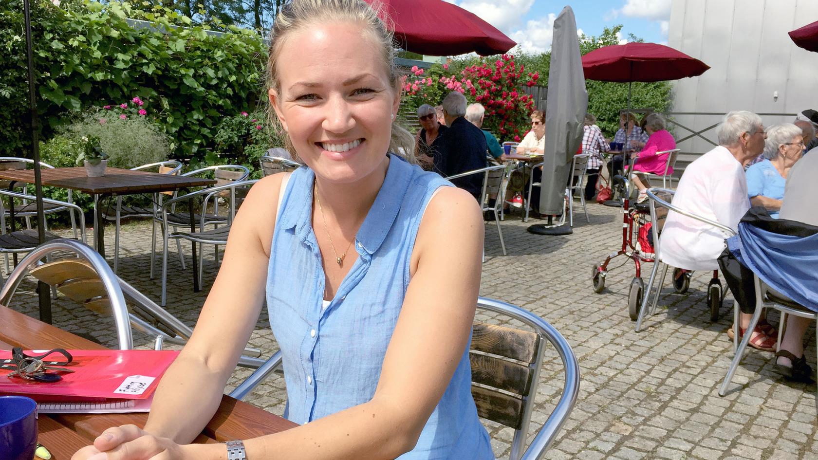 Elin Eckerberg (bilden) är flyktingsamordnare i församlingen tillsammans med Eva Gustafsson. Nu ser hon fram emot att välkomna en ny kollega till Andersberg och Martin Luther. 