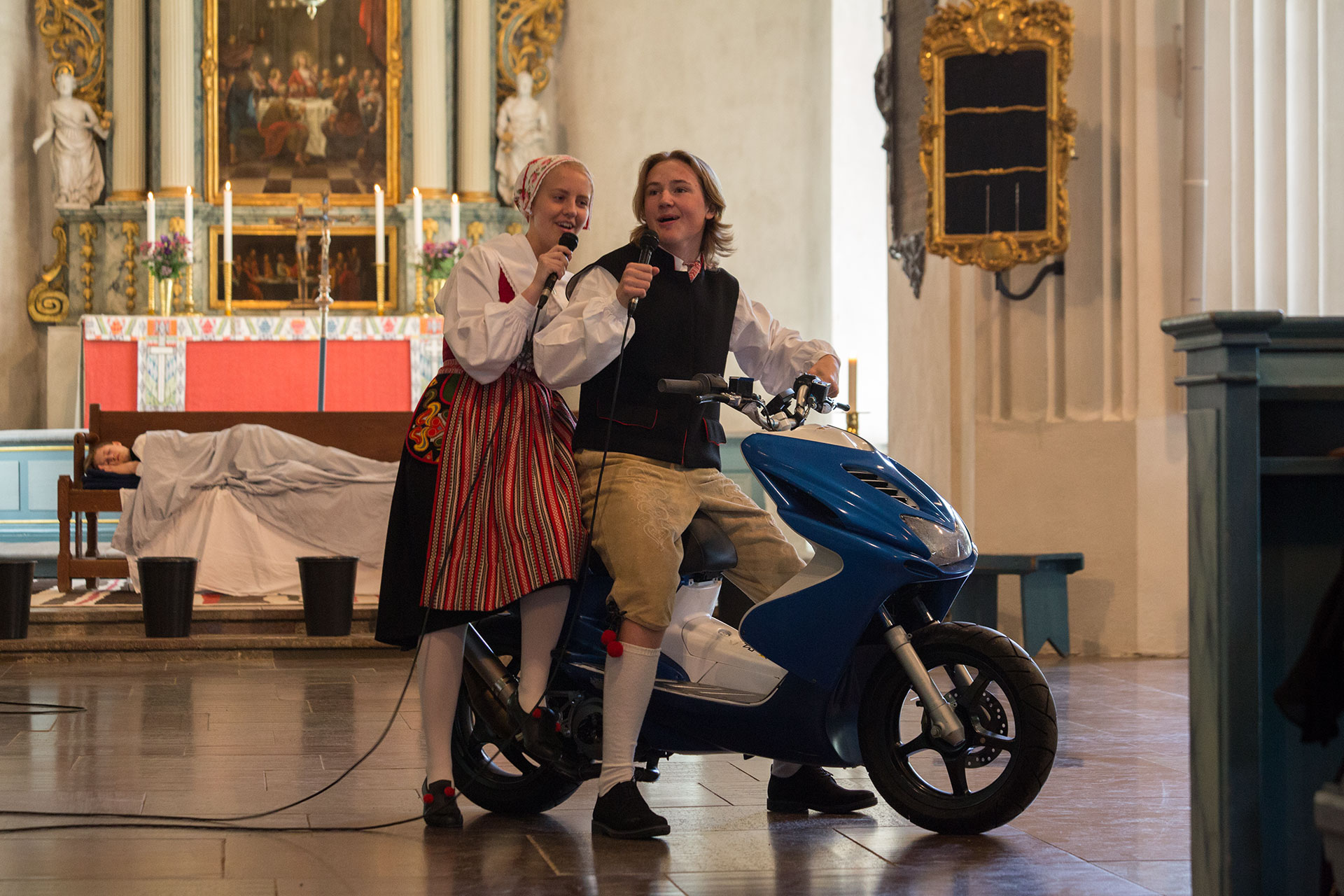 På väg till Pizza-budet