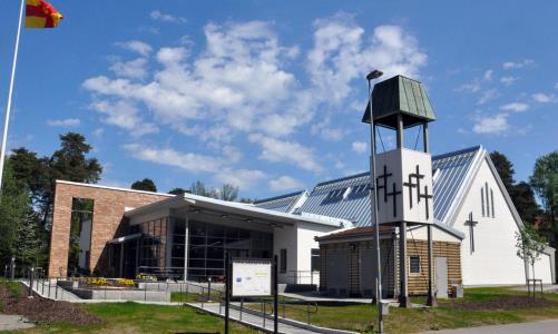 Götalundens kyrka i Trollhättan