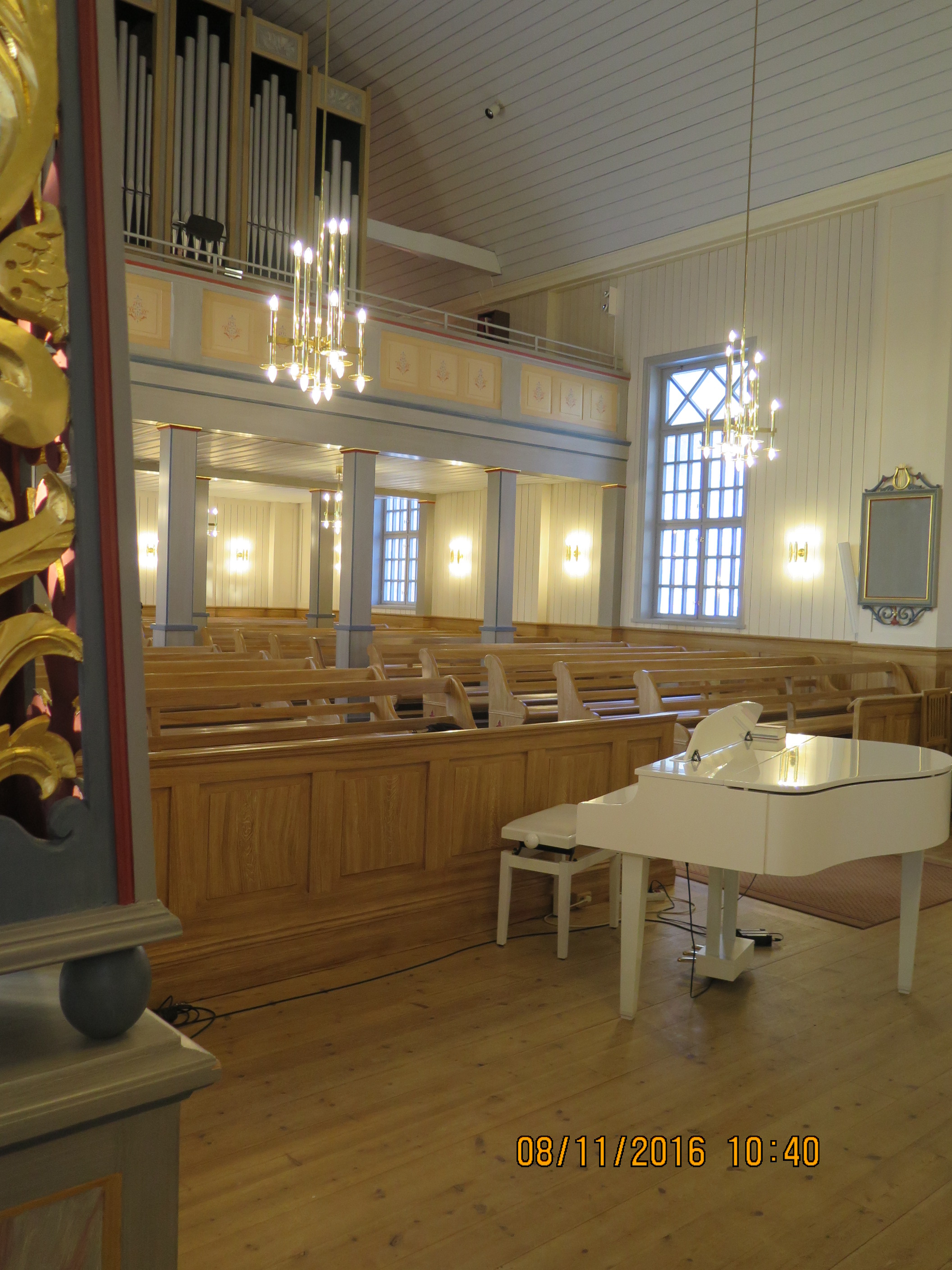 Elektronisk flygel Pajala kyrka