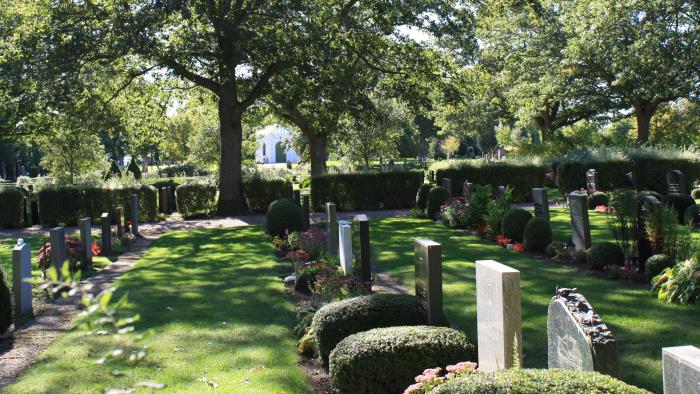 Brobykyrkogård