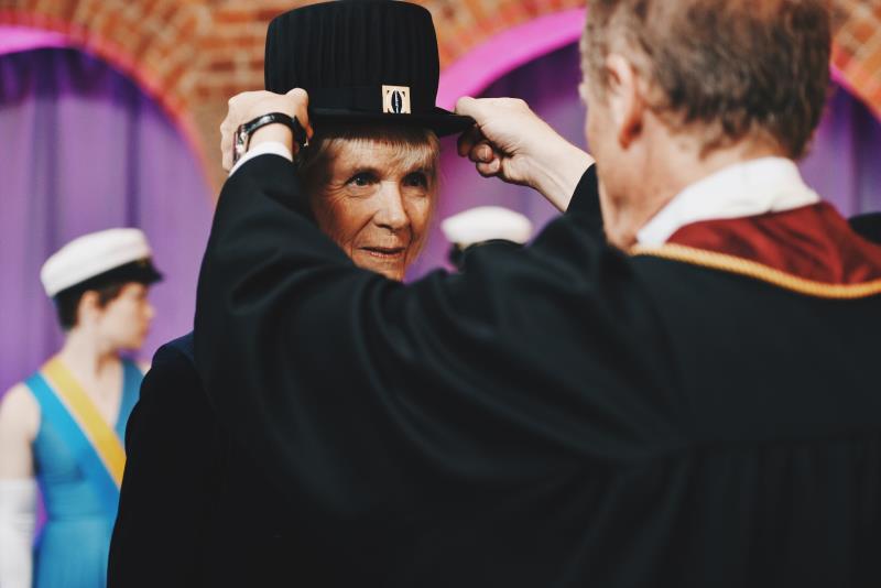 Hatten på för Ingrid le Roux - Act Svenska kyrkan