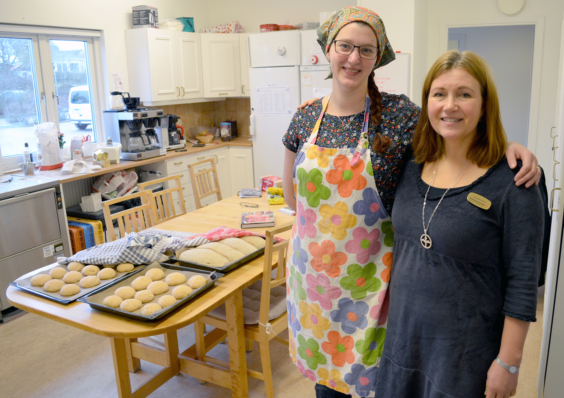 Elisabet Kling och Linda Pettersson välkomnar alla intresserade till vårens aktiviteter. – Och om någon vill engagera sig mer, till exempel bli värd, ta kontakt med mig, säger Elisabet Kling. 