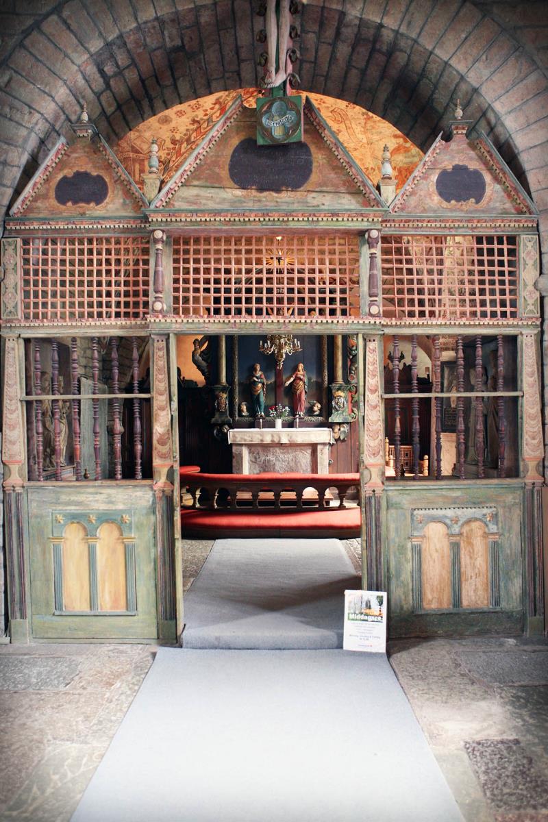 Korskranket är bevarat, som under medeltiden.