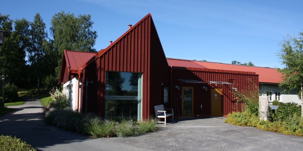 Kyrkogårdsförvaltningens expedition, det är sommar